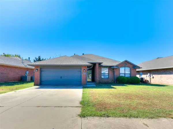 908 SE 38th Street, Moore, OK 73160