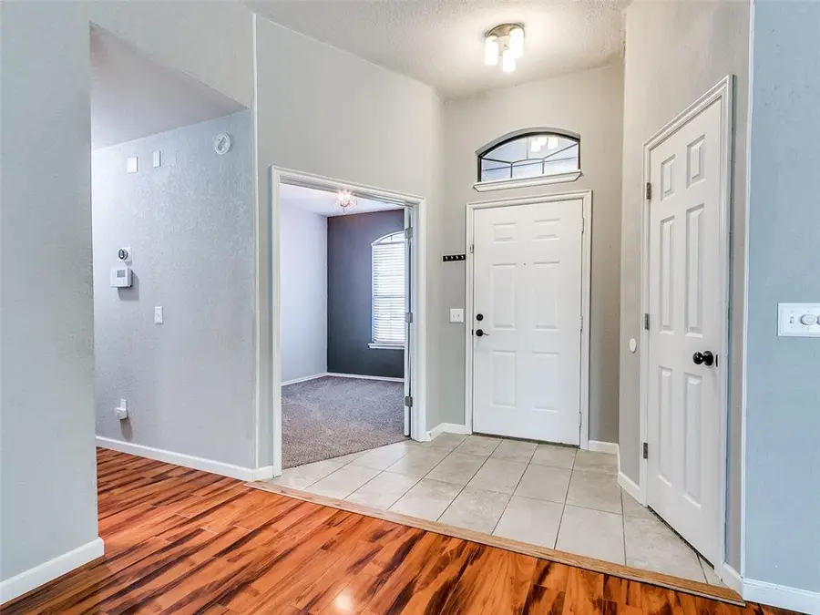 908 SE 38th Street, Moore, OK 73160 - #2