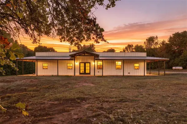 21050 SE 192nd Street, Wanette, OK 74878