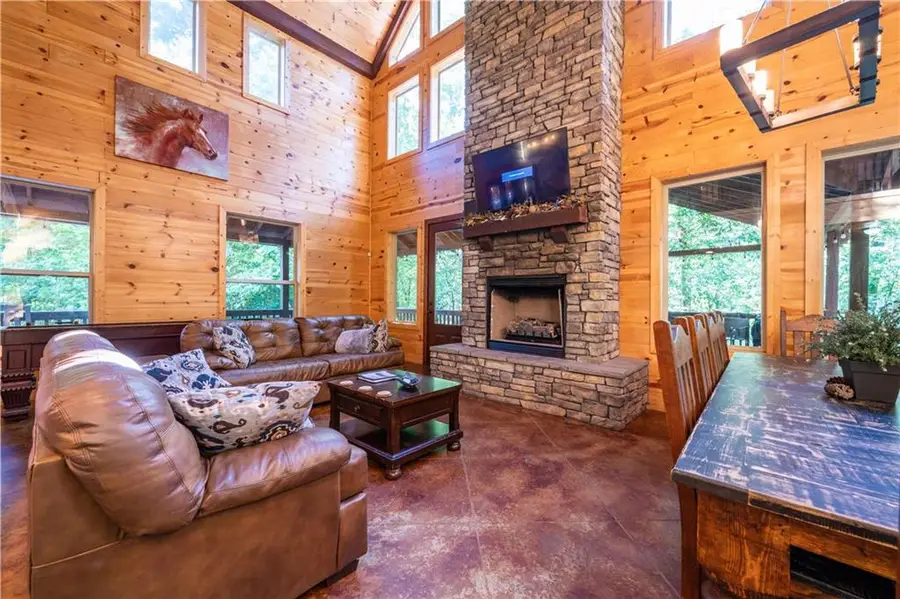 637 High Peak Trail, Broken Bow, OK 74728 - #3