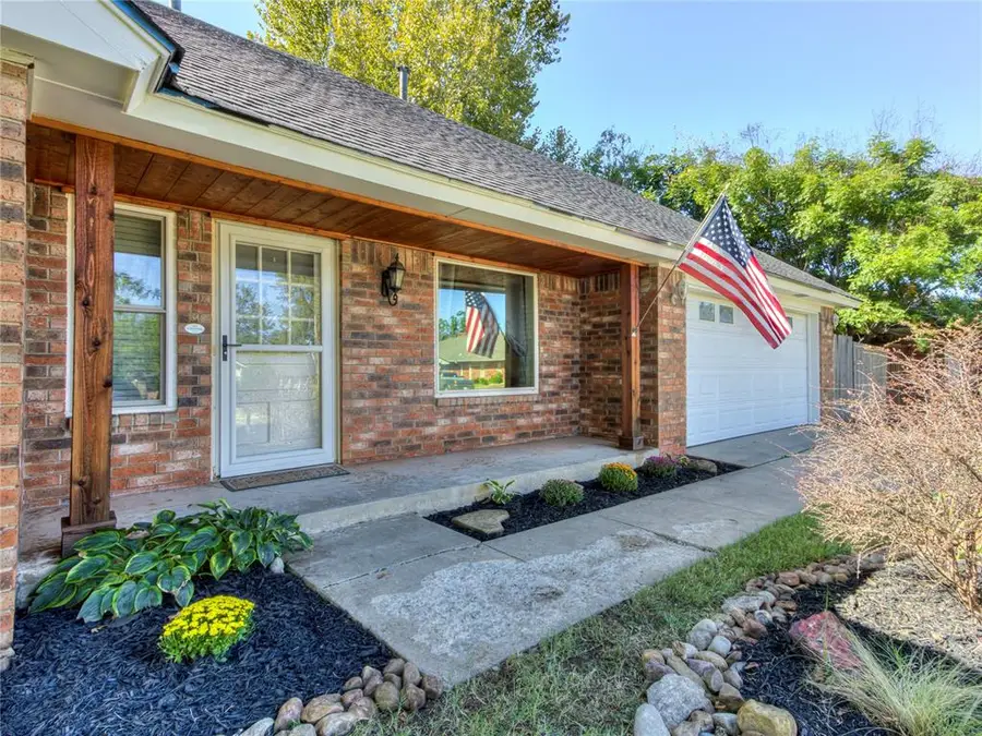 7260 Skylark Lane, Oklahoma City, OK 73162 - #3