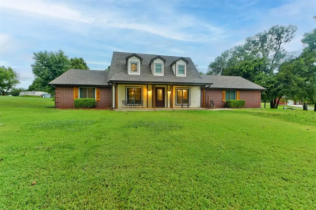 319 E Cedar Drive, Tuttle, OK 73089 - #1
