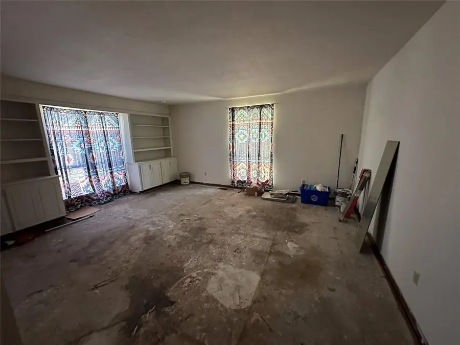 1112 Val Genes Road, Edmond, OK 73003 - #2