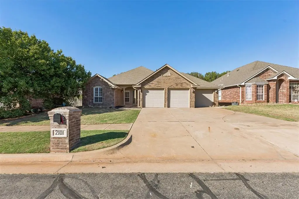 2101 Del Simmons Drive, Edmond, OK 73003 - #1