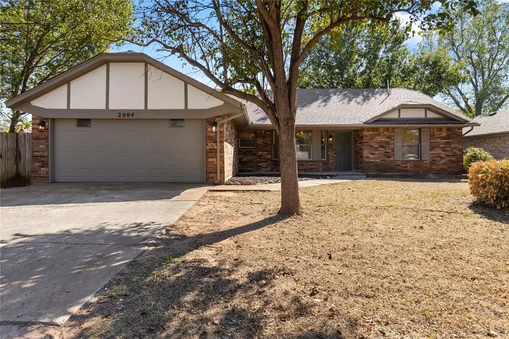 2004 Basking Ridge Trail, Edmond, OK 73013 - #1