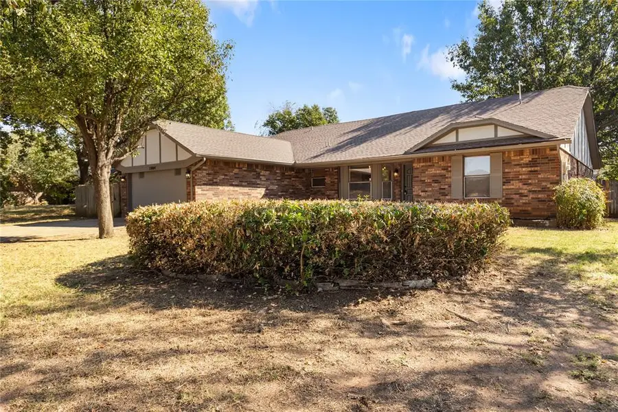 2004 Basking Ridge Trail, Edmond, OK 73013 - #2