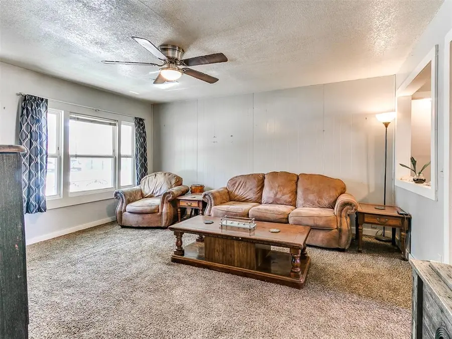 517 W Ash Street, Lexington, OK 73051 - #3