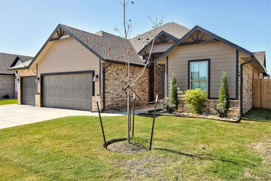 2029 Aminas Way, Yukon, OK 73099 - #3