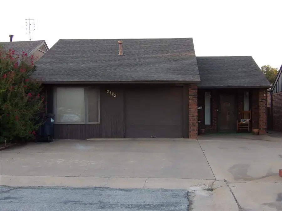 2122 Camelot Drive, Enid, OK 73703 - #2