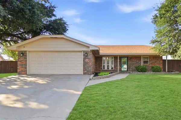 1208 S Trail Drive, Altus, OK 73521