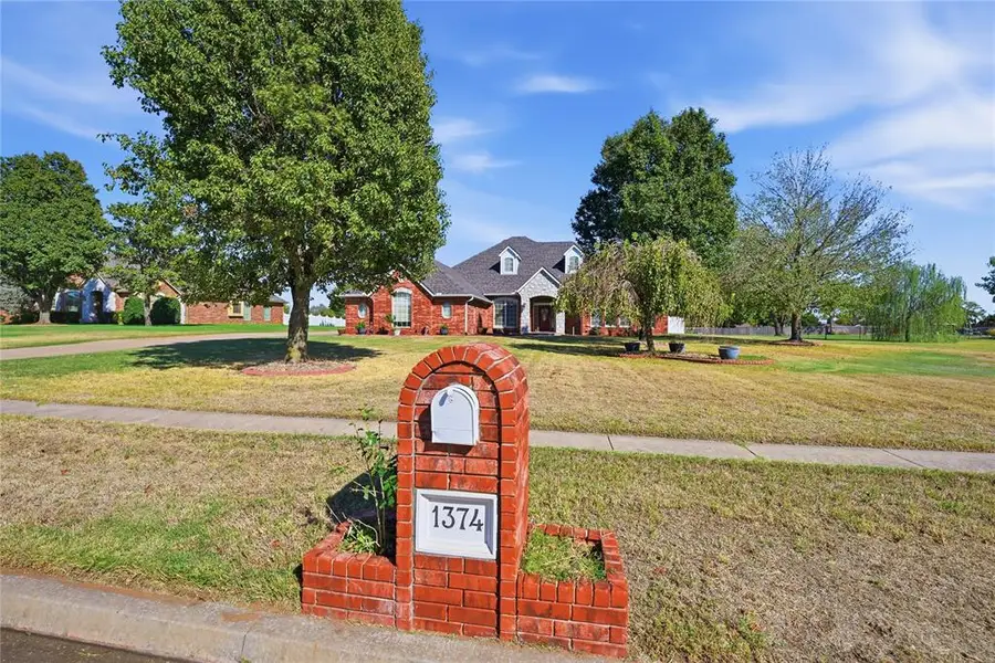 1374 Hidden Valley Lane, Choctaw, OK 73020 - #2