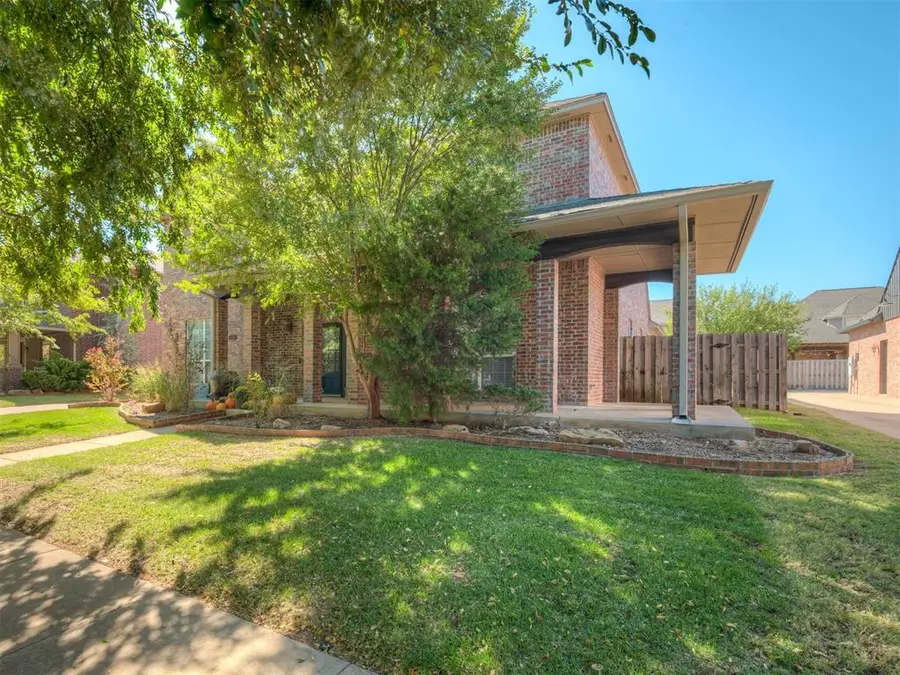 18009 Barrington Drive, Edmond, OK 73012 - #3