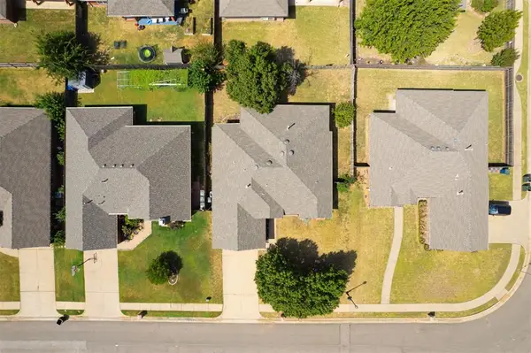 1617 Napa Valley Road, Edmond, OK 73013