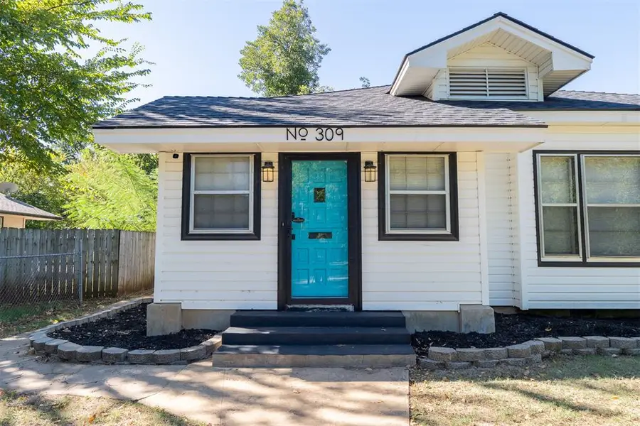 309 N Pecan Street, Pauls Valley, OK 73075 - #2