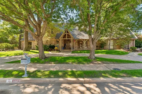 1902 Pin Oak Circle, Norman, OK 73072