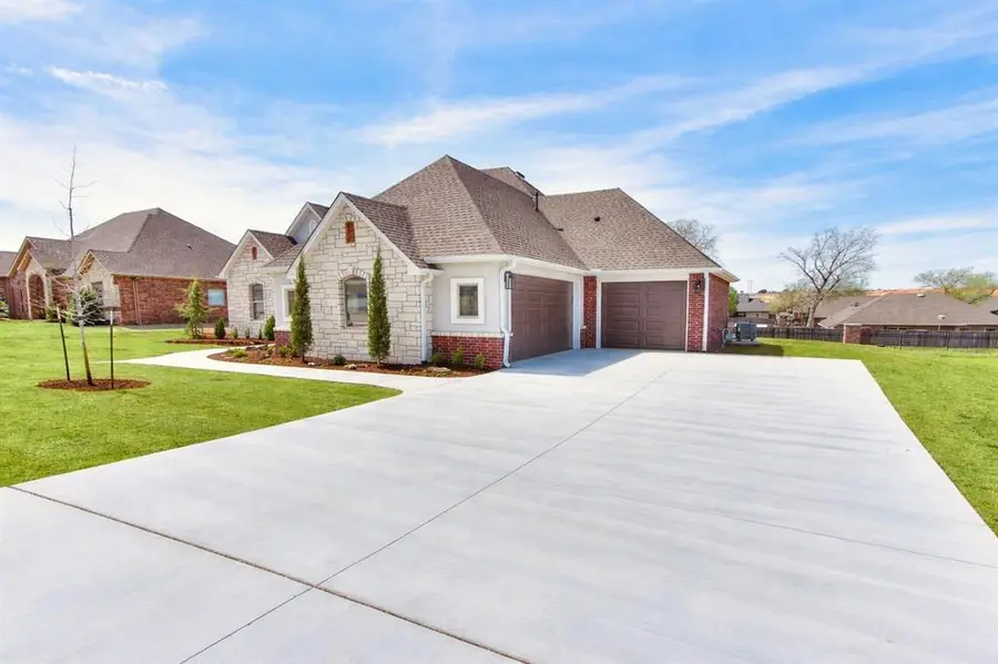 2915 Ridgecrest Drive, Purcell, OK 73080 - #2