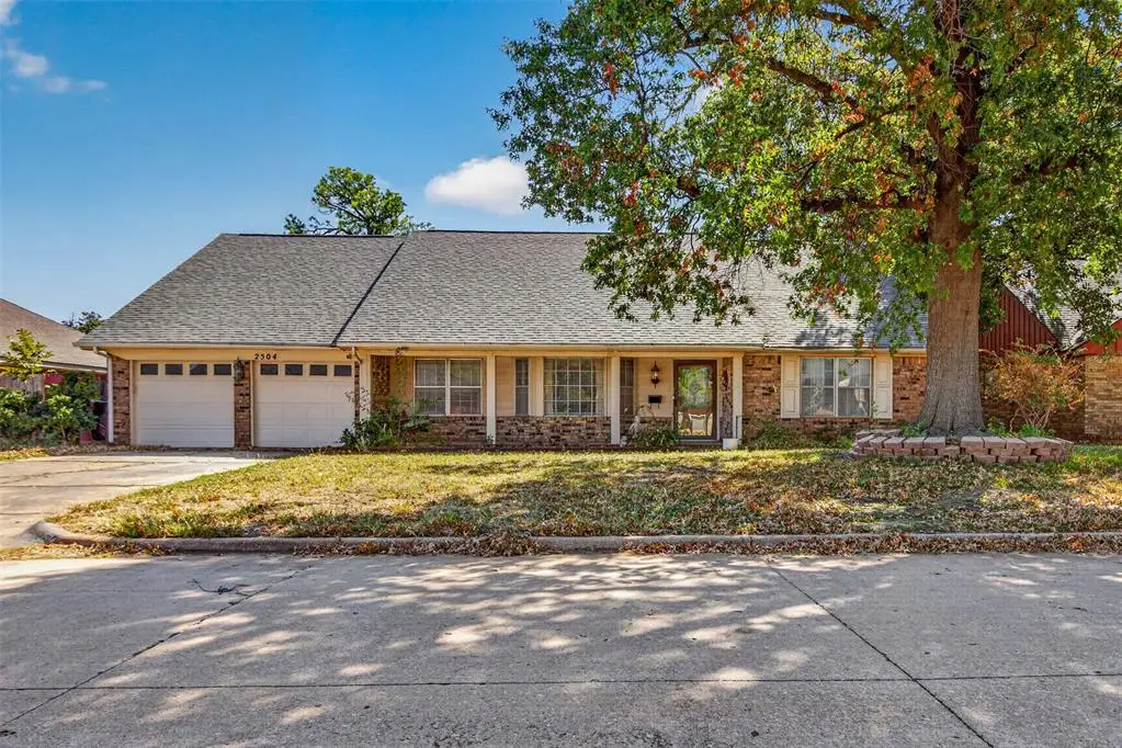 2504 NW 121st Street, Oklahoma City, OK 73120 - #1