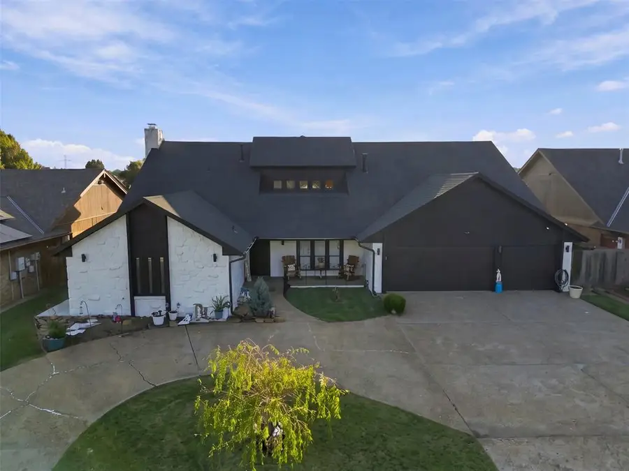 9908 Rockwell Terrace, Oklahoma City, OK 73162 - #2