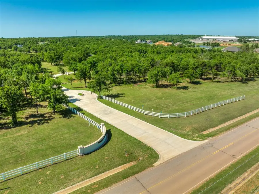 9789 Creek View Road, Guthrie, OK 73044 - #2