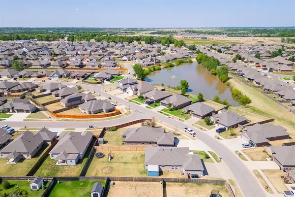 3509 Upland Ridge Drive, Yukon, OK 73099