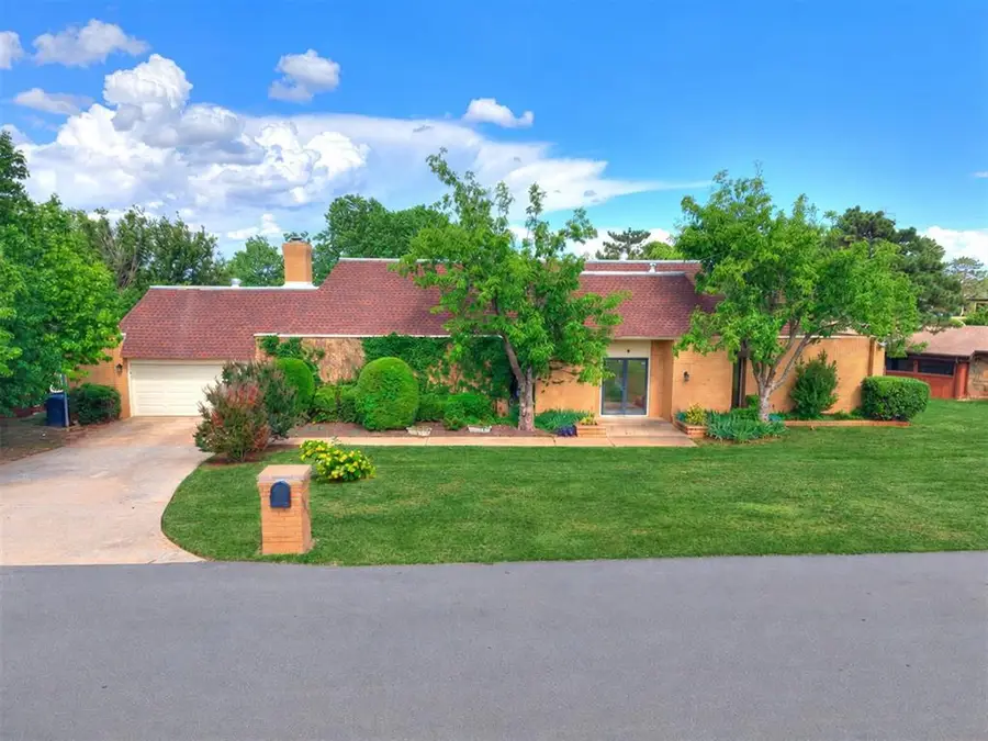 10208 Westlake Drive, Oklahoma City, OK 73162 - #3