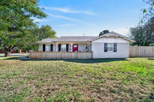 2832 Manchester Drive, Oklahoma City, OK 73120