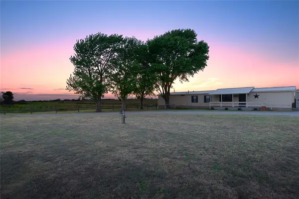 19281 N Route 66 Highway, Sayre, OK 73662