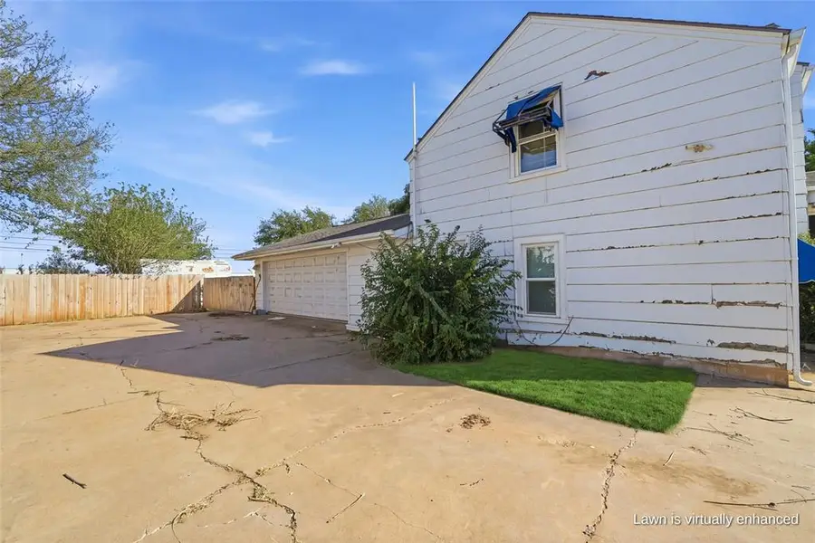 1504 N Hudson Street, Altus, OK 73521 - #2