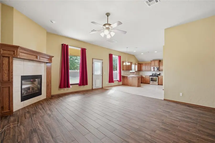 1904 Hebron Court, Yukon, OK 73099 - #3