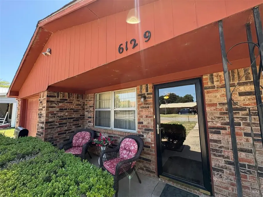 612 9th Street, Snyder, OK 73566 - #3