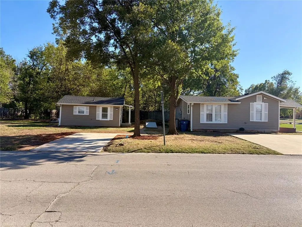 1201 S 19th Street, Chickasha, OK 73018 - #1