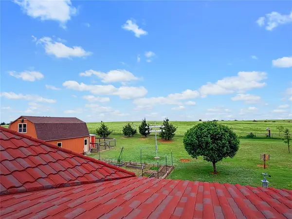 594 NE Valley View Road, Lawton, OK 73507