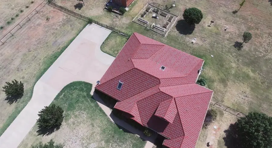 594 NE Valley View Road, Lawton, OK 73507 - #3