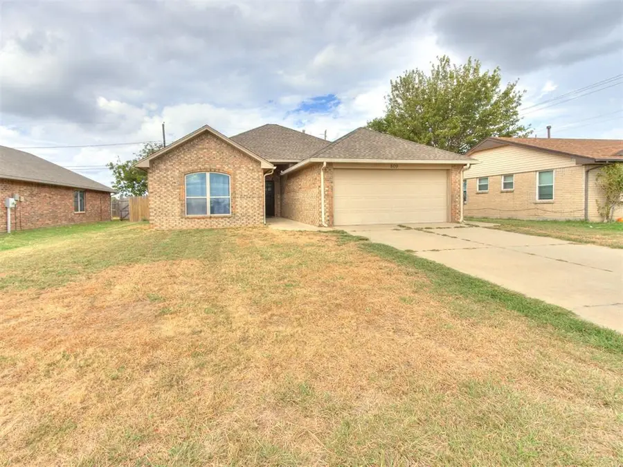 809 SW 8th Street, Moore, OK 73160 - #3