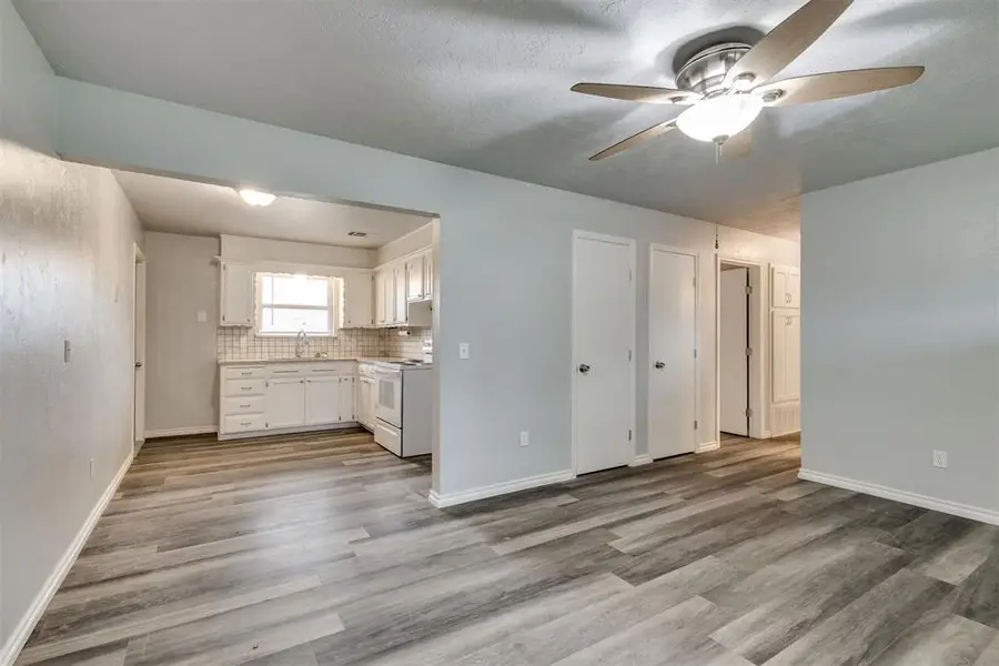 940 N Bradley Avenue, Oklahoma City, OK 73127 - #3