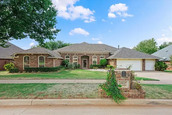 19417 Yearling Way, Edmond, OK 73012
