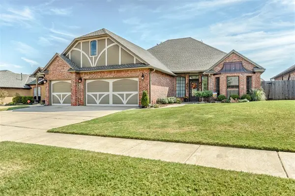 16120 Promontory Road, Edmond, OK 73013