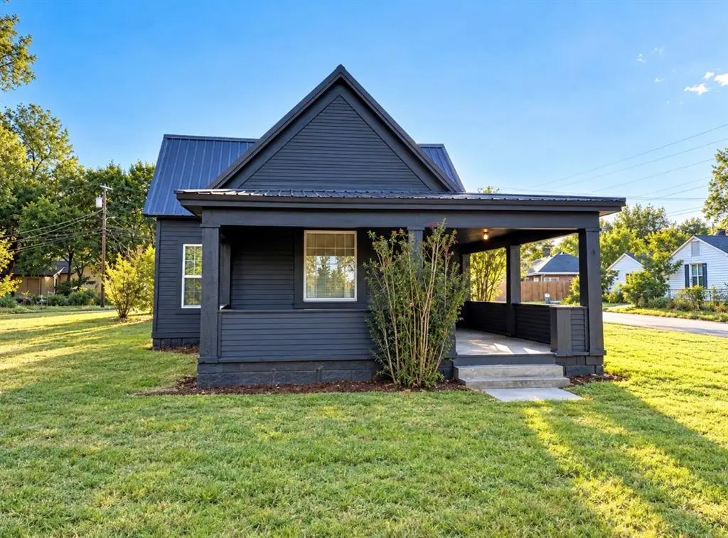 927 S 18th Street, Chickasha, OK 73018 - #1