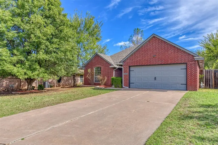 109 Greentree Drive, Noble, OK 73068 - #2