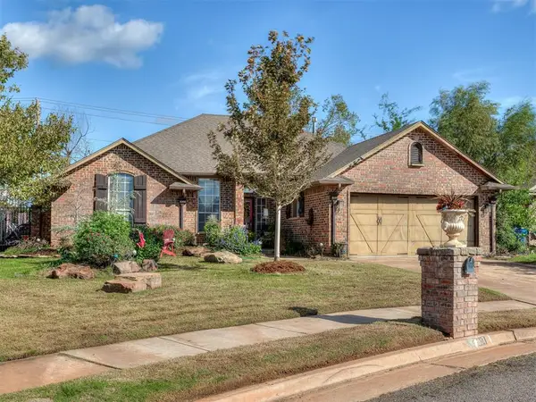 2804 Nantucket Lane, Edmond, OK 73013