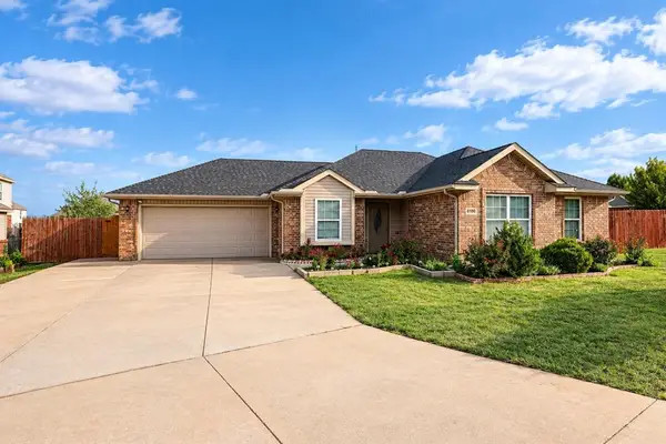 6100 Courtyards Court, Oklahoma City, OK 73149
