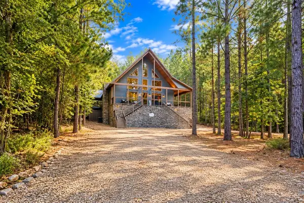 107 Creek Side Trail, Broken Bow, OK 74728