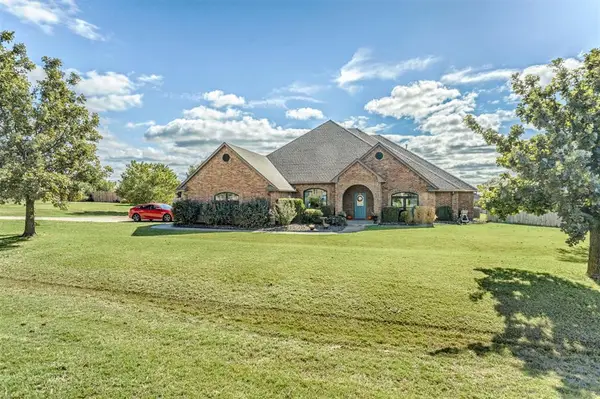 4658 Hillcrest Lane, Edmond, OK 73025