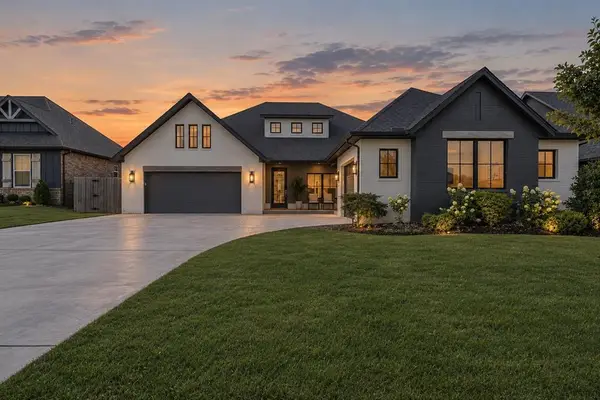 9300 NW 84th Terrace, Yukon, OK 73099