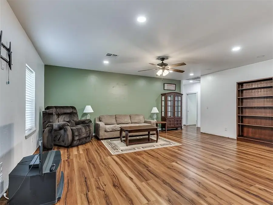 2913 120th Avenue, Norman, OK 73026 - #3