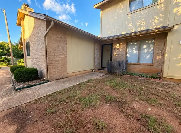 9759 Hefner Village Boulevard, Oklahoma City, OK 73162