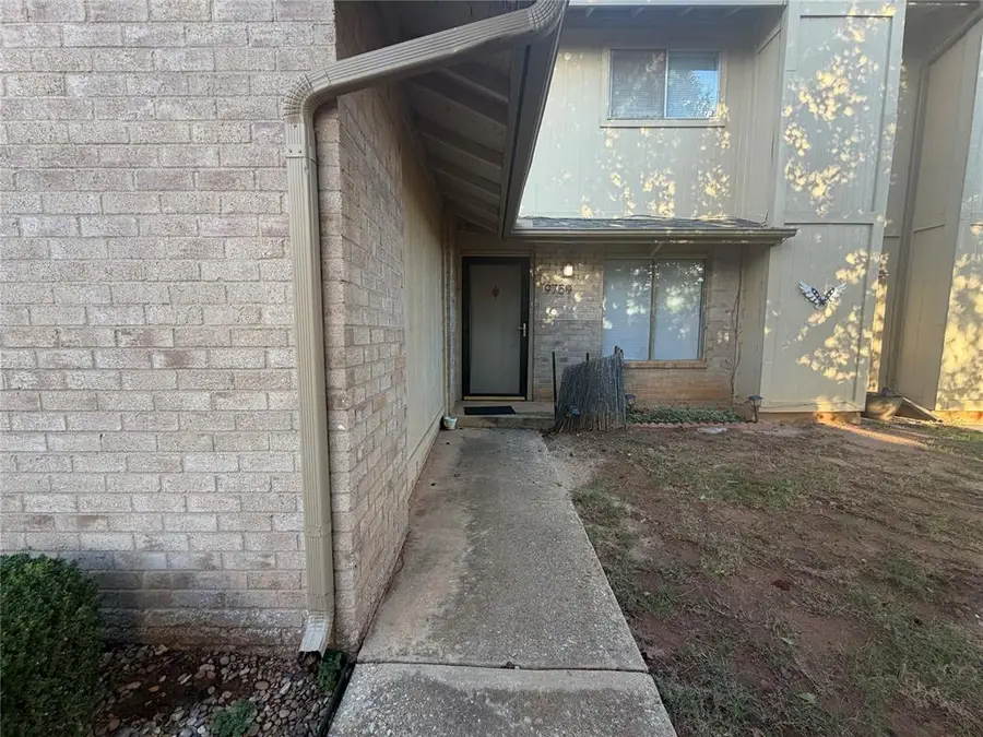 9759 Hefner Village Boulevard, Oklahoma City, OK 73162 - #2