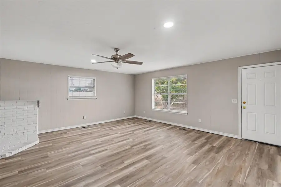 8804 S Lawton Avenue, Oklahoma City, OK 73159 - #3
