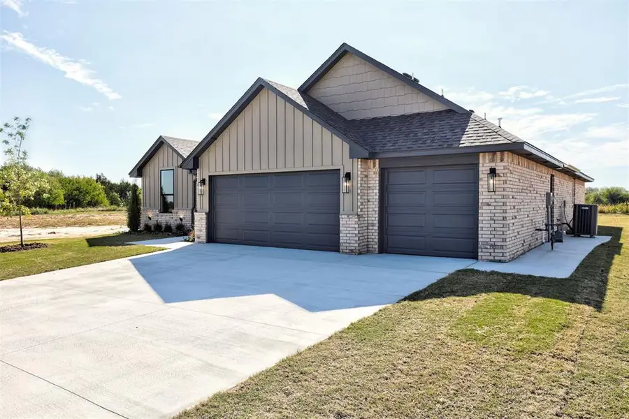 11008 NW 17th Street, Yukon, OK 73099 - #3