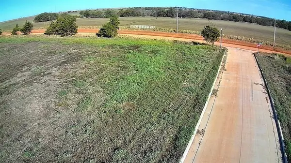 7841 Purple Majesty Drive, Cashion, OK 73044